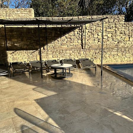 Appartement Avec Piscine Privee Dans Residence Pour 6 Personnes ユゼ エクステリア 写真