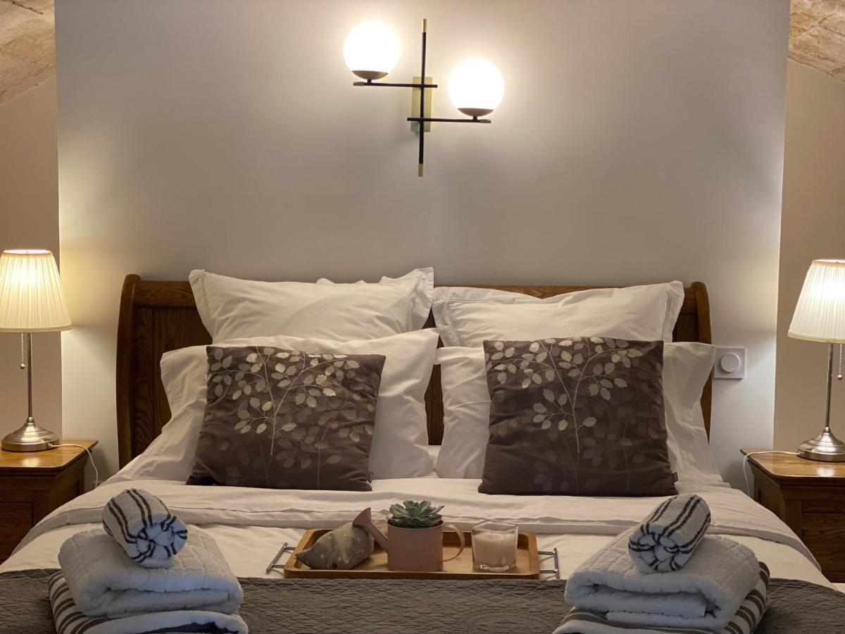 Appartement Avec Piscine Privee Dans Residence Pour 6 Personnes ユゼ エクステリア 写真