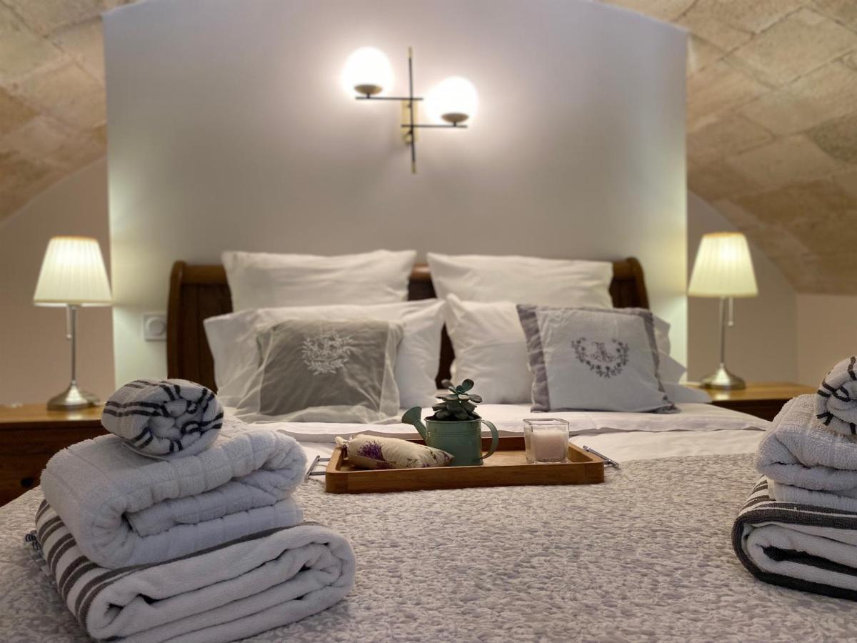 Appartement Avec Piscine Privee Dans Residence Pour 6 Personnes ユゼ エクステリア 写真