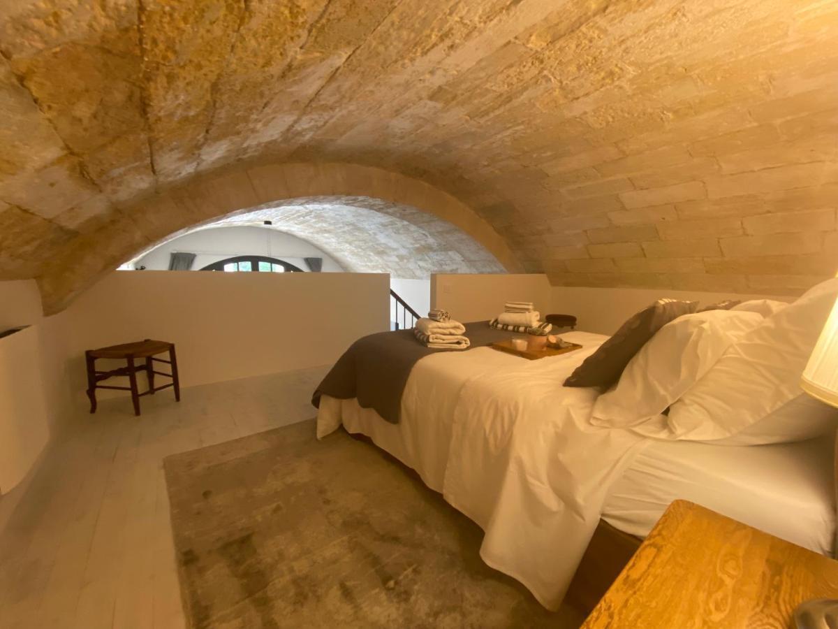 Appartement Avec Piscine Privee Dans Residence Pour 6 Personnes ユゼ エクステリア 写真