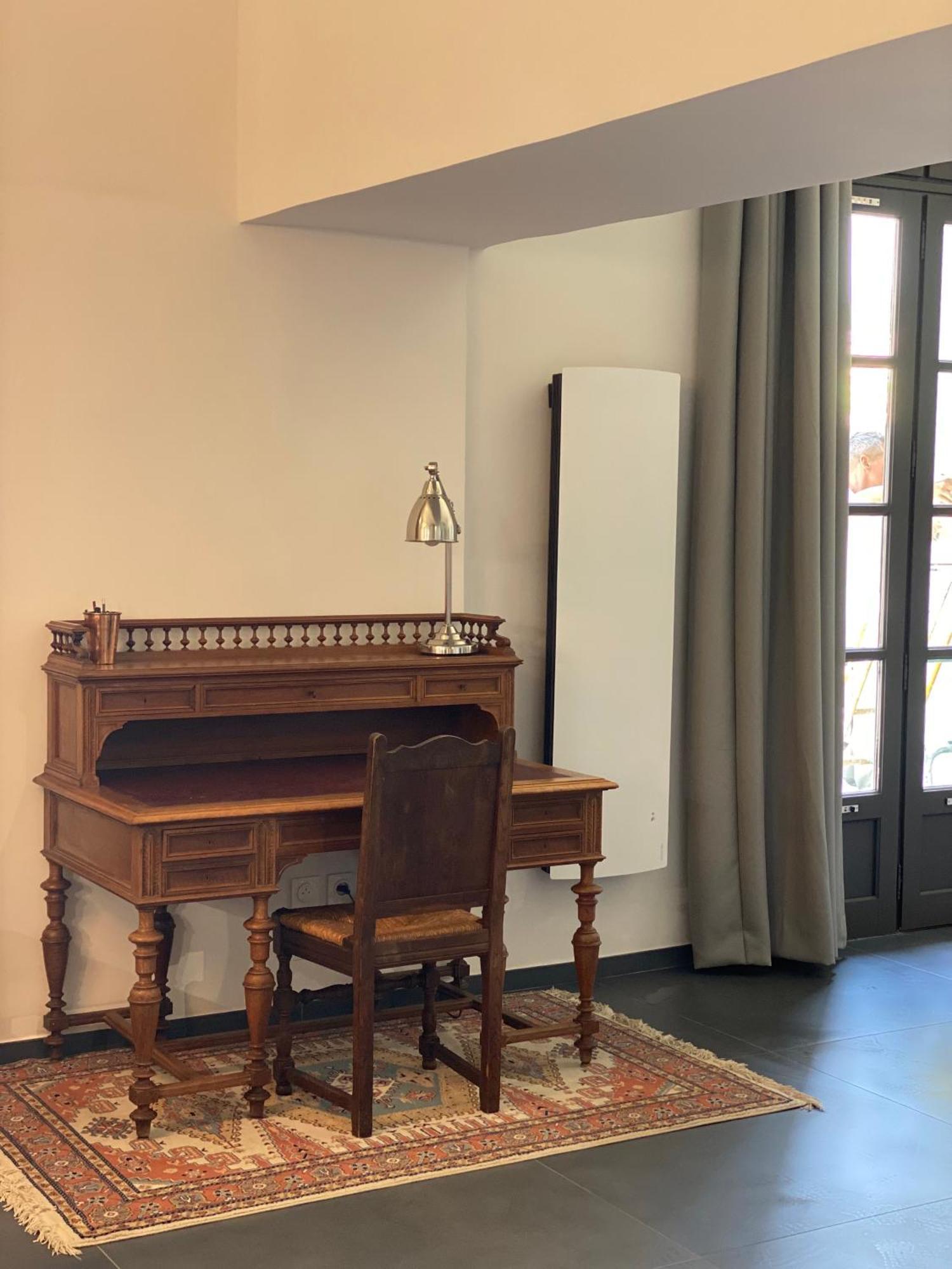 Appartement Avec Piscine Privee Dans Residence Pour 6 Personnes ユゼ エクステリア 写真