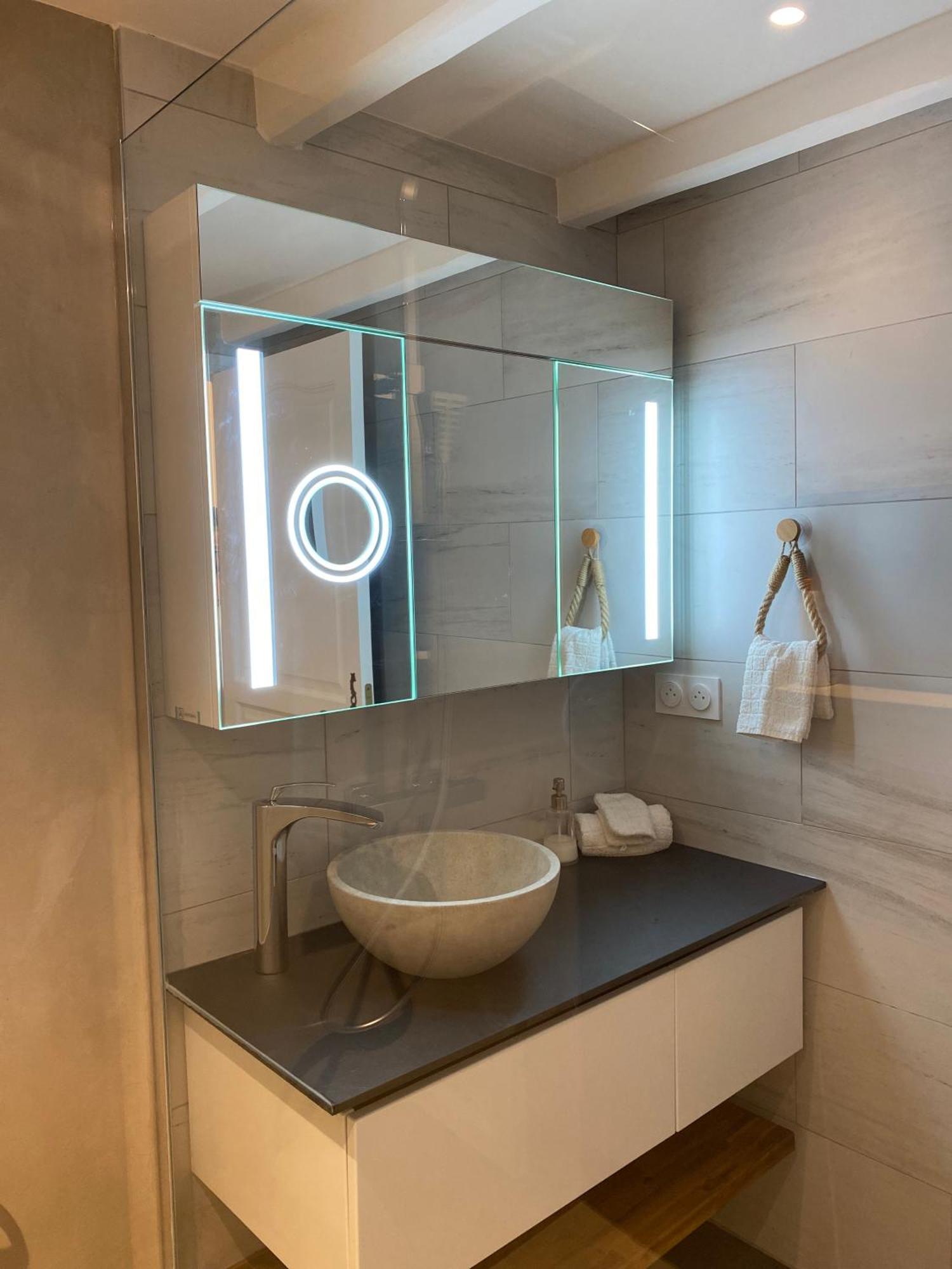 Appartement Avec Piscine Privee Dans Residence Pour 6 Personnes ユゼ エクステリア 写真