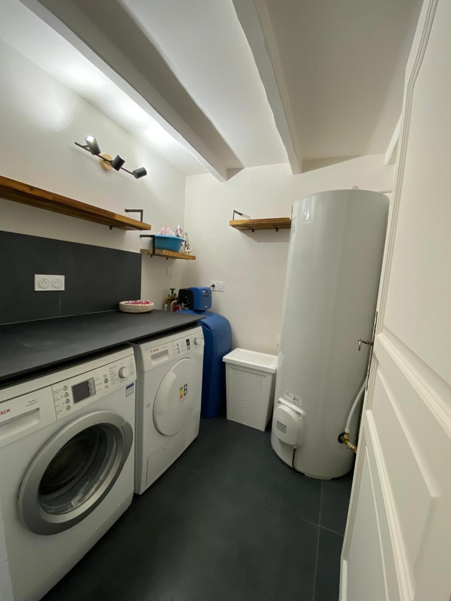Appartement Avec Piscine Privee Dans Residence Pour 6 Personnes ユゼ エクステリア 写真