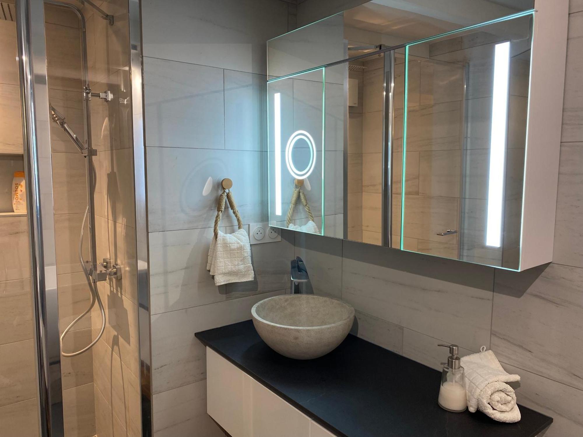 Appartement Avec Piscine Privee Dans Residence Pour 6 Personnes ユゼ エクステリア 写真