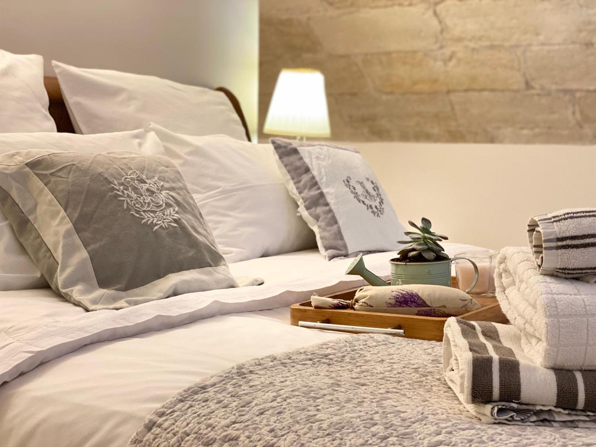 Appartement Avec Piscine Privee Dans Residence Pour 6 Personnes ユゼ エクステリア 写真