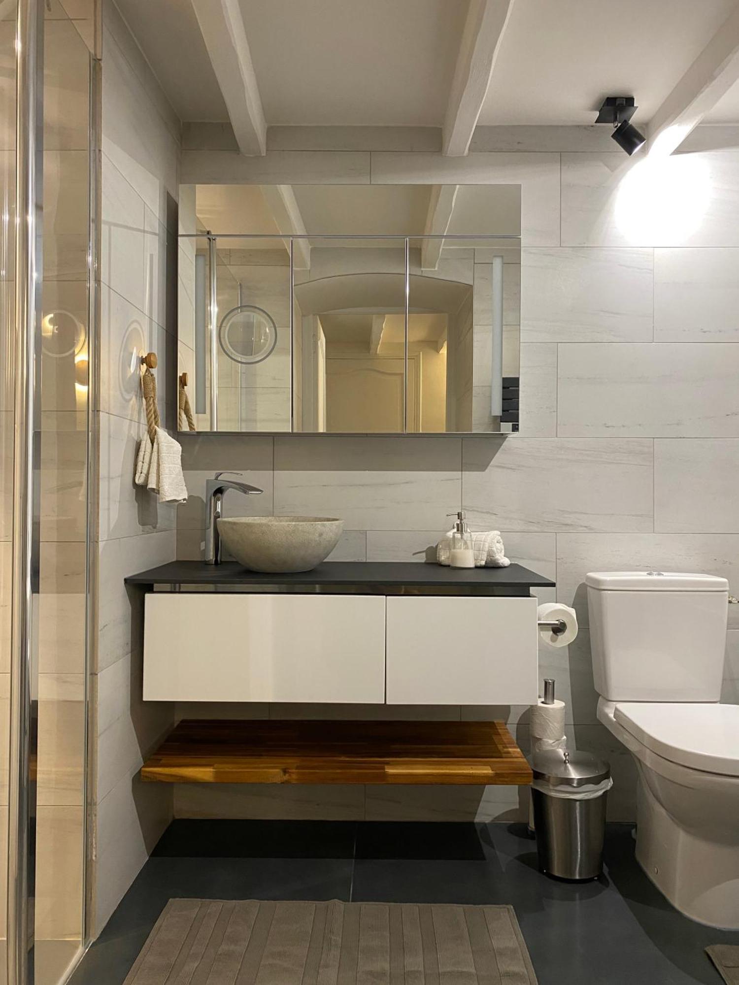 Appartement Avec Piscine Privee Dans Residence Pour 6 Personnes ユゼ エクステリア 写真