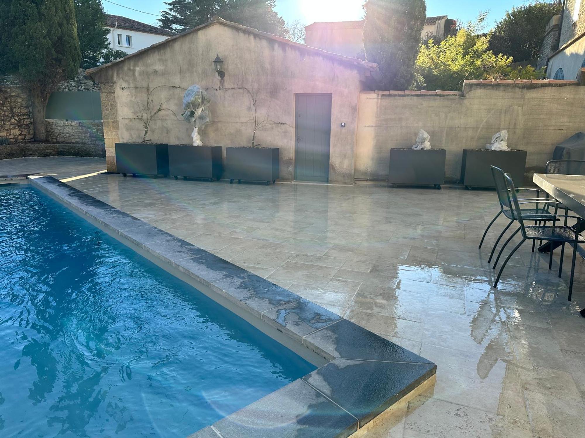 Appartement Avec Piscine Privee Dans Residence Pour 6 Personnes ユゼ エクステリア 写真